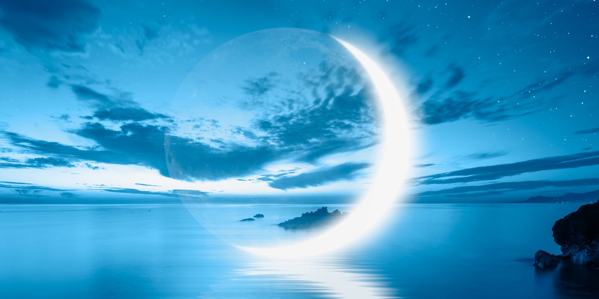 Each Zodiac Sign's New Moon In Pisces Horoscope, March 2022