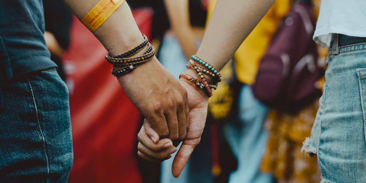 The 3 Zodiac Signs Ready To Love Again During The Moon Sextile Uranus On May 23, 2022 The 3 Zodiac Signs Ready To Love Again During The Moon Sextile Uranus On May 23, 2022