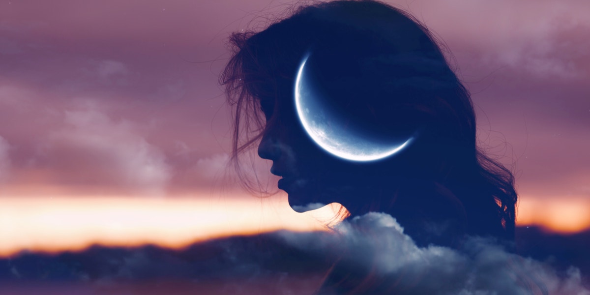 3 Zodiac Signs Who Learn To Love Themselves During The Quarter Moon In Pisces, December 11, 2021