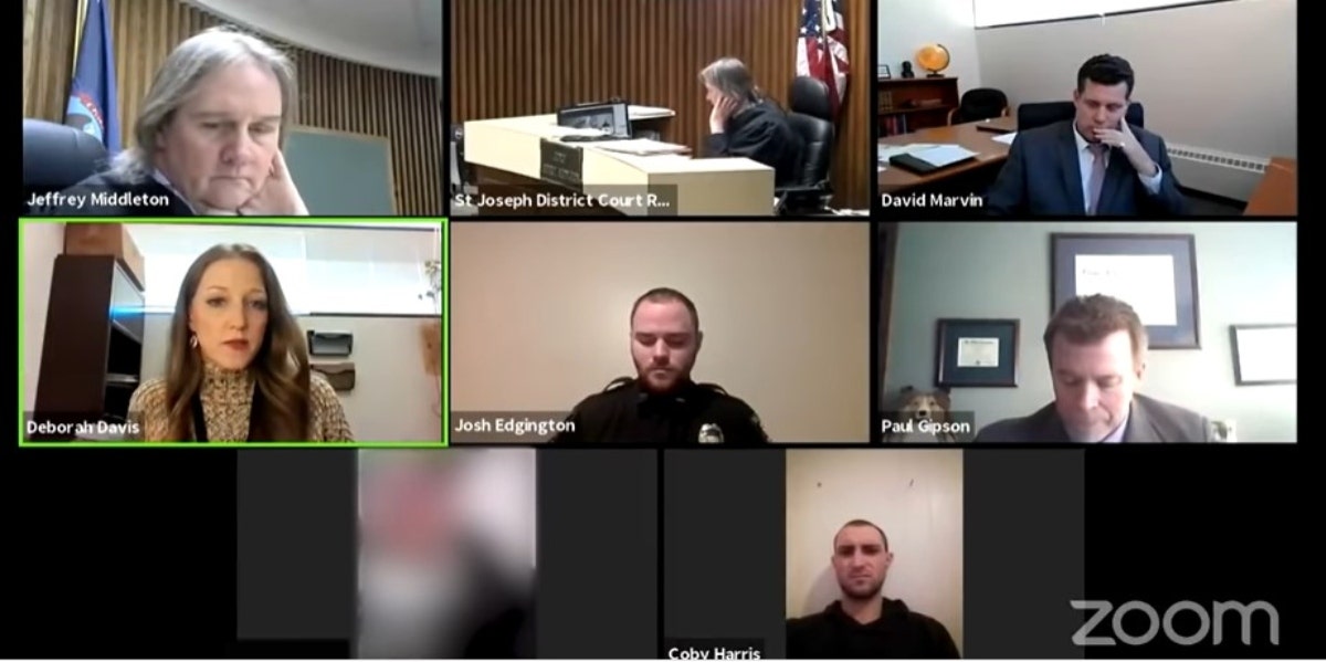 This Viral Domestic Violence Hearing Exposes Just How Hard It Is For Survivors To Escape Abuse This Viral Domestic Violence Hearing Exposes Just How Hard It Is For Survivors To Escape Abuse