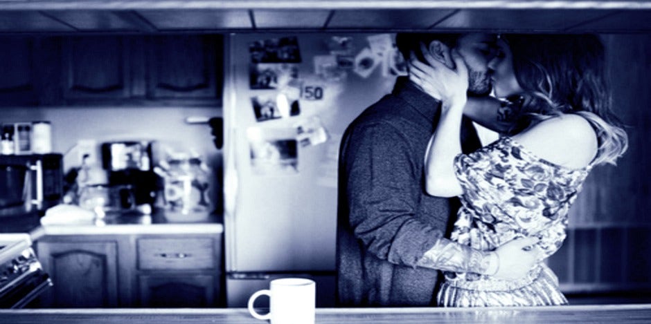 couple kissing couple kissing