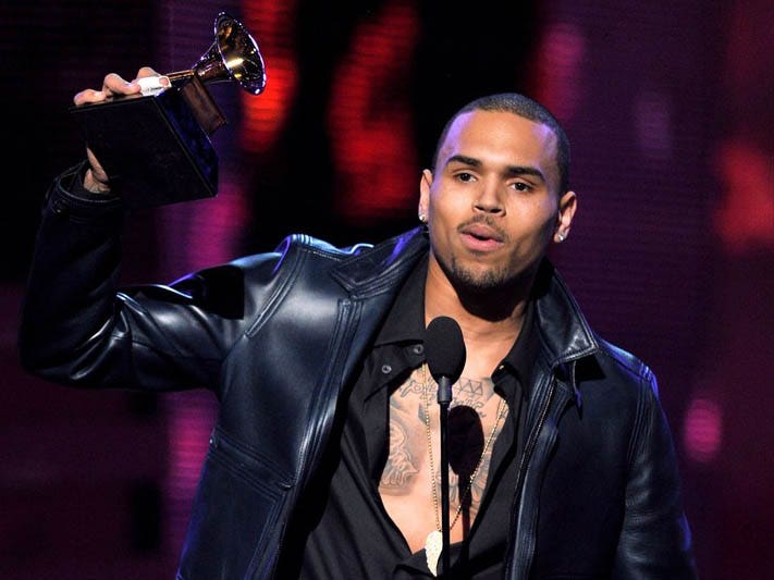 chris brown grammy award 2012