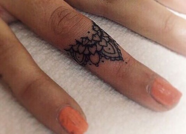 28 GORGEOUS Tattoos That Look Good On EVERY Woman | YourTango