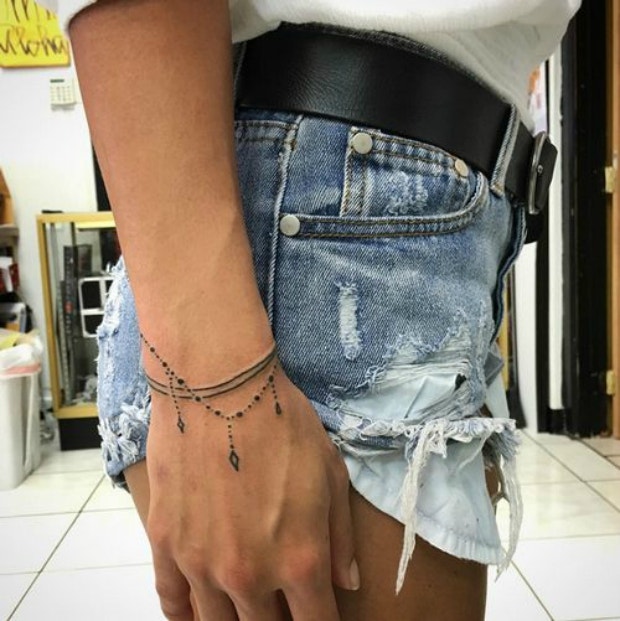 Ordershock Ankle Jewellery Ankle band Like Payal Tattoo Waterproof For  Girls Women Temporary Body Tattoo : Amazon.in: Beauty