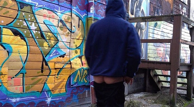 Butt Pics In The City