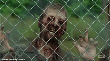 "Fear The Walking Dead" fence zombie walker