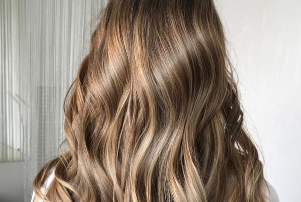 hair color trends 2022 beautiful bronde