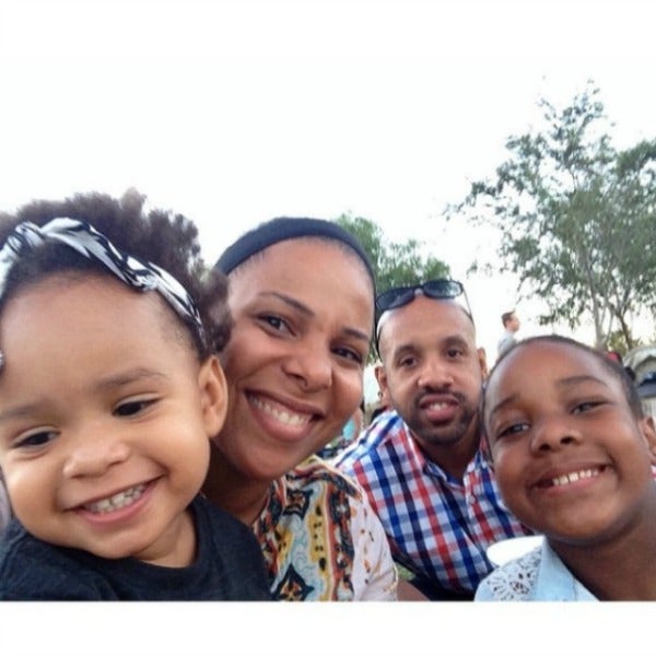 The Family Selfie (Felfie? Famlie?)