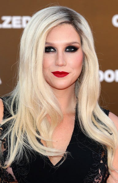 kesha red lips