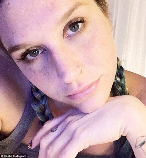 kesha no makeup