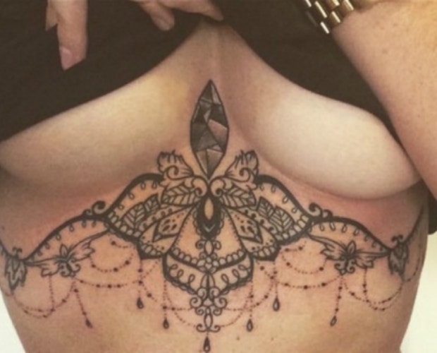 underboob tattoos