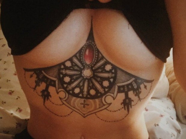 underboob tattoos