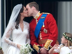 Prince William Kate Middleton balcony kiss