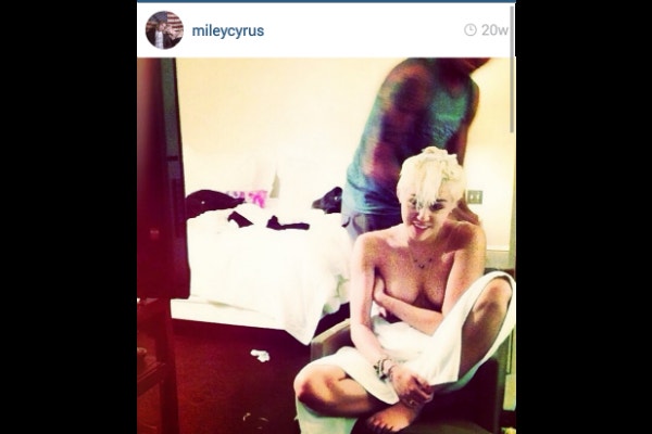 miley cyrus nude naked