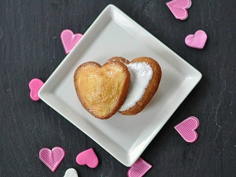 Valentine&#039;s Day desserts mini tres leche cake