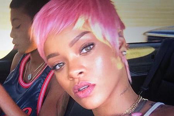 rihanna pink hair