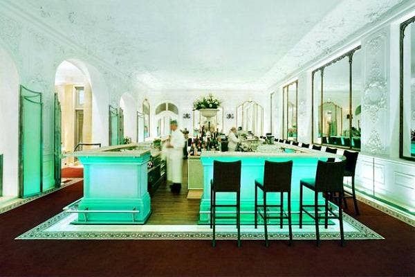 international date night bar