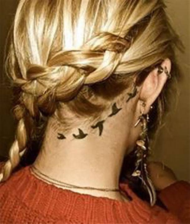 tatuaje en el cuello