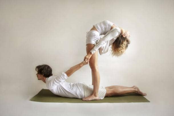 Couple yoga poses to try to boost intimacy – News9Live