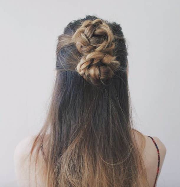 How to make half bun hairstyle in no time