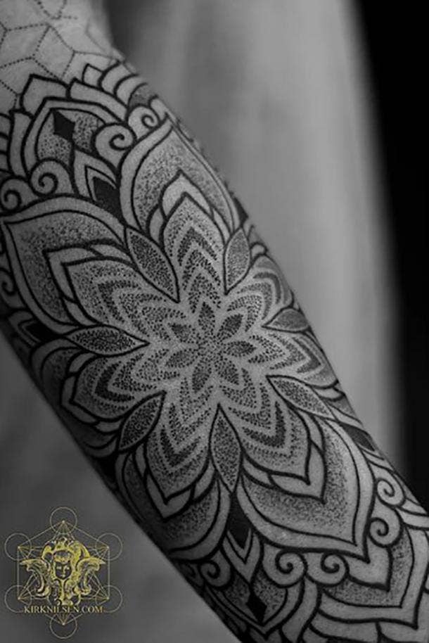 50 Best Dotwork Tattoos And Minimalistic Tattoo Ideas | YourTango 50 Best Dotwork Tattoos And Minimalistic Tattoo Ideas | YourTango