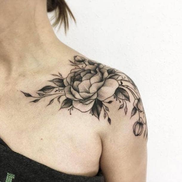 flower tattoo ideas shoulder