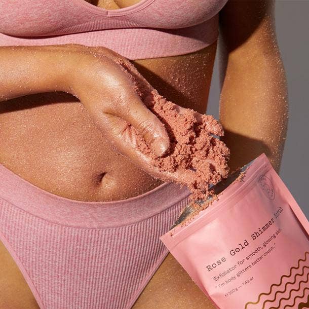 frank body Rose Gold Shimmer Scrub Valentines Gift For Pregnant Wife