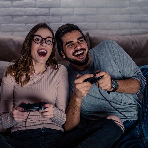 couple playing video games