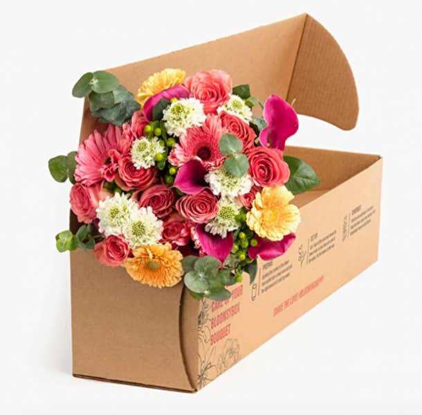 Christmas gifts for parents / beautiful bouquets subscription