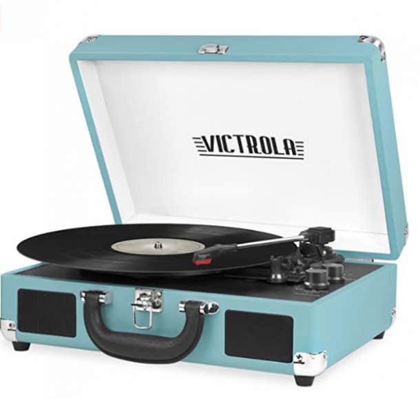 Christmas gifts for parents / vintage suitcase record player