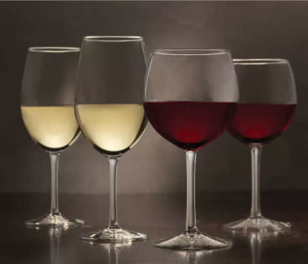 Christmas gifts for parents / wine glass set