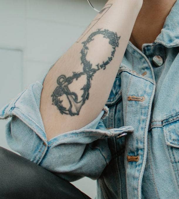 anchor tattoo idea for women