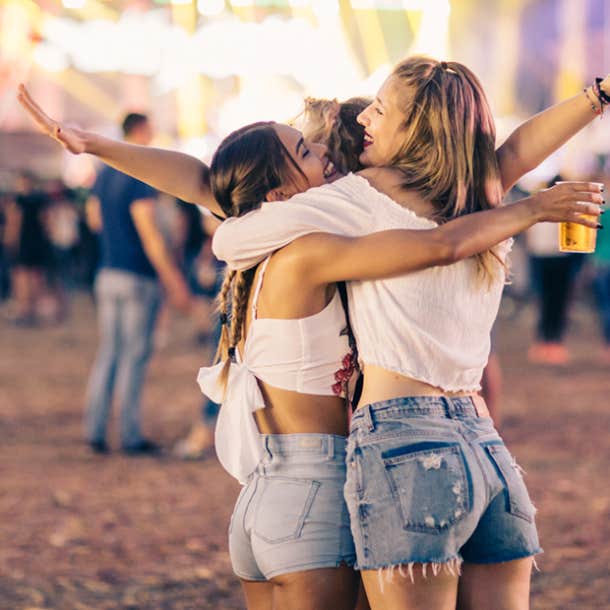 7 Ways To Meet People  And Find Love   At A Music Festival - 27