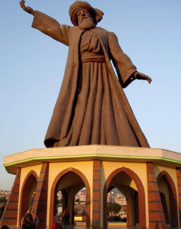 statue of Rumi in Turkey