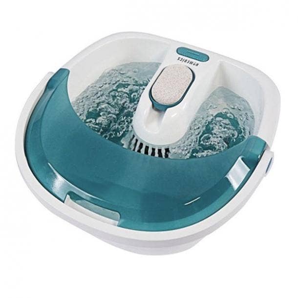 https://www.yourtango.com/sites/default/files/styles/body_image_default/public/2020/white-elephant-gifts-under-50-homedics-bubble-spa-elite-footbath.jpg