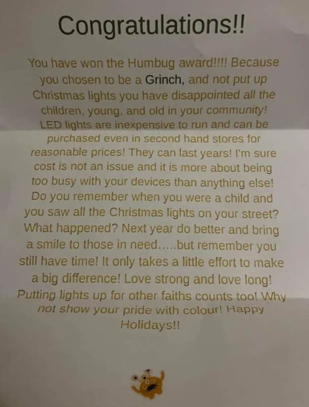 Neighbor Sends Letter To Neighbor To Complain About Them Not Putting Up Christmas Lights - 23
