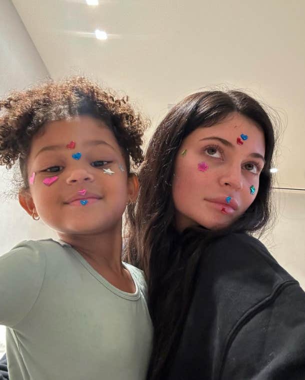 6 Times Kylie Jenner Was Criticized Over Treatment Of Stormi - 71