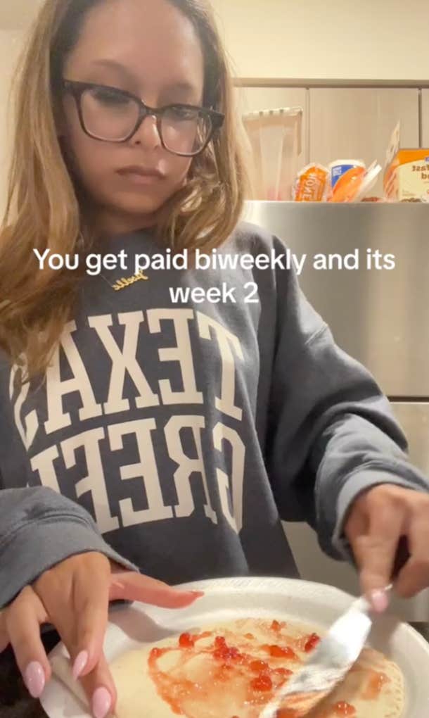 woman shows what happens when bi-weekly pay starts to run out