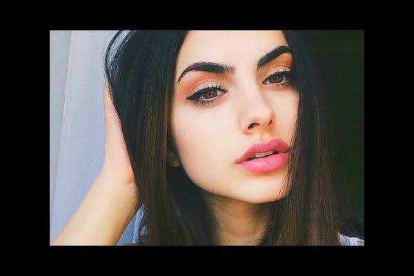 4. Jawline
