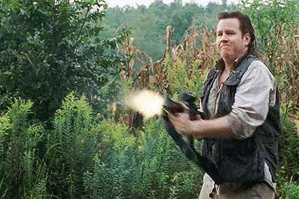 AMC The Walking Dead eugene porter josh mcdermitt mullet machine gun