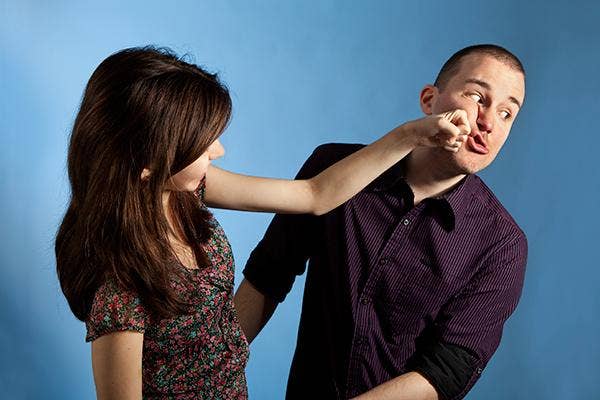 Lady Punching A Guy Who Sorta Looks Like Ben Affleck