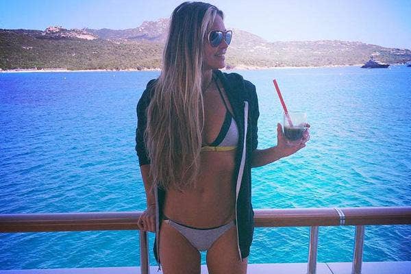 elle macpherson bikini