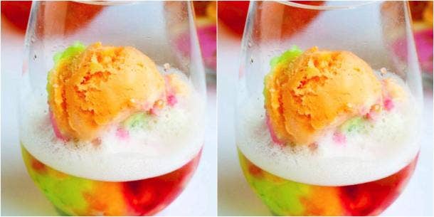 champagne floats