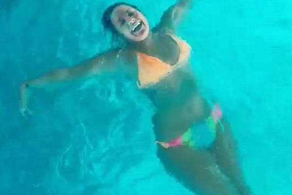 demi lovato bikini instagram water