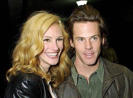 Julia Roberts had to get married a few times to get it right, but she finally did with cameraman Danny Moder <a href="http://www.bornrich.com/julia-roberts.html">bornrich.com</a>