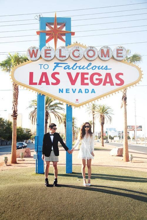 <b>3. From $500 to $1,000: Las Vegas</b>
Surprisingly, Las Vegas can actually be really romantic (and sexy), if gambling and showgirls are your thing. Depending on where you want to stay in Vegas, a 5-night trip for two in Sin City can be done with less than $1,000. However, that doesn't include whatever gambling you might have in mind. las vegas