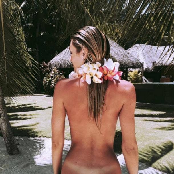 <strong>Candice Swanepoel</strong>
Candice Swanepoel nude celebrity