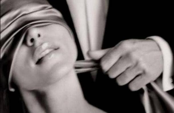 <strong>Minding your P's and Q's with your landlord/landlady.</strong> blindfolded
