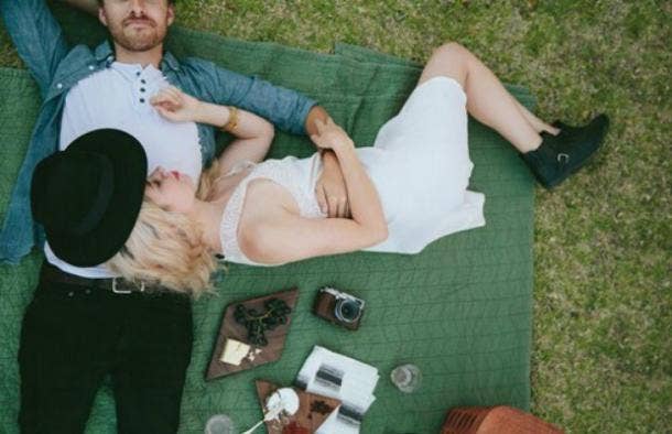 6. Cozy picnic Cozy Picnic