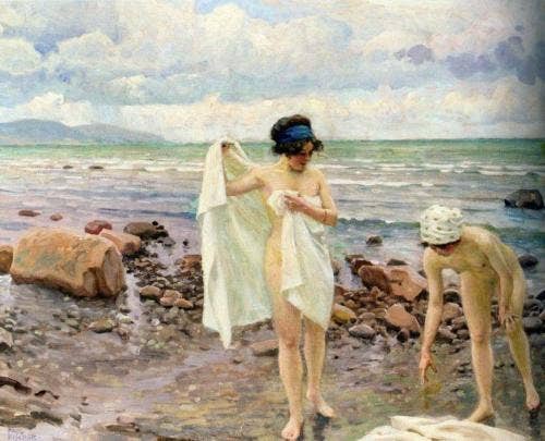 <b>5. You have to carry a towel at all times</b> nudist colonies
